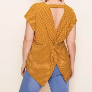 Plus Cut Out Twist Back Hanky Hem Polka Dot Top